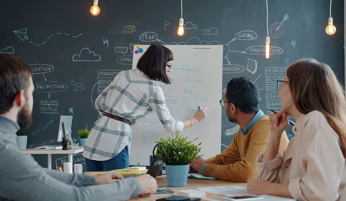 Why Small Businesses Need Professional Business Consulting Services